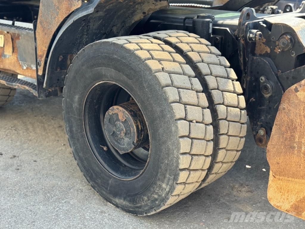 JCB 175 Ratasekskavaatorid