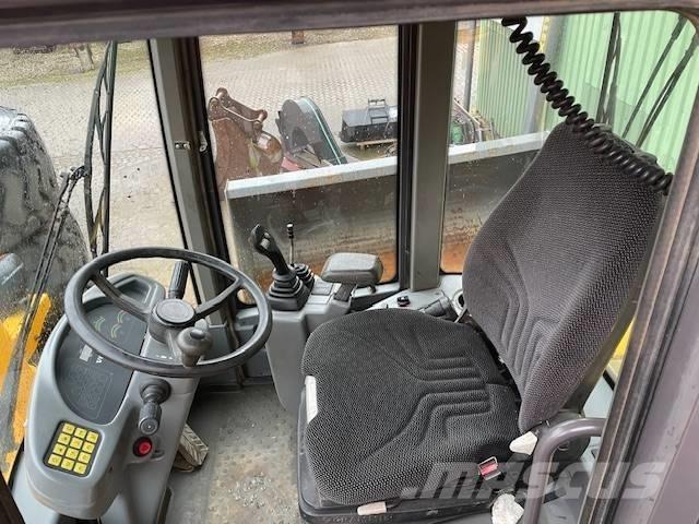 Volvo L30B PRO Rataslaadurid