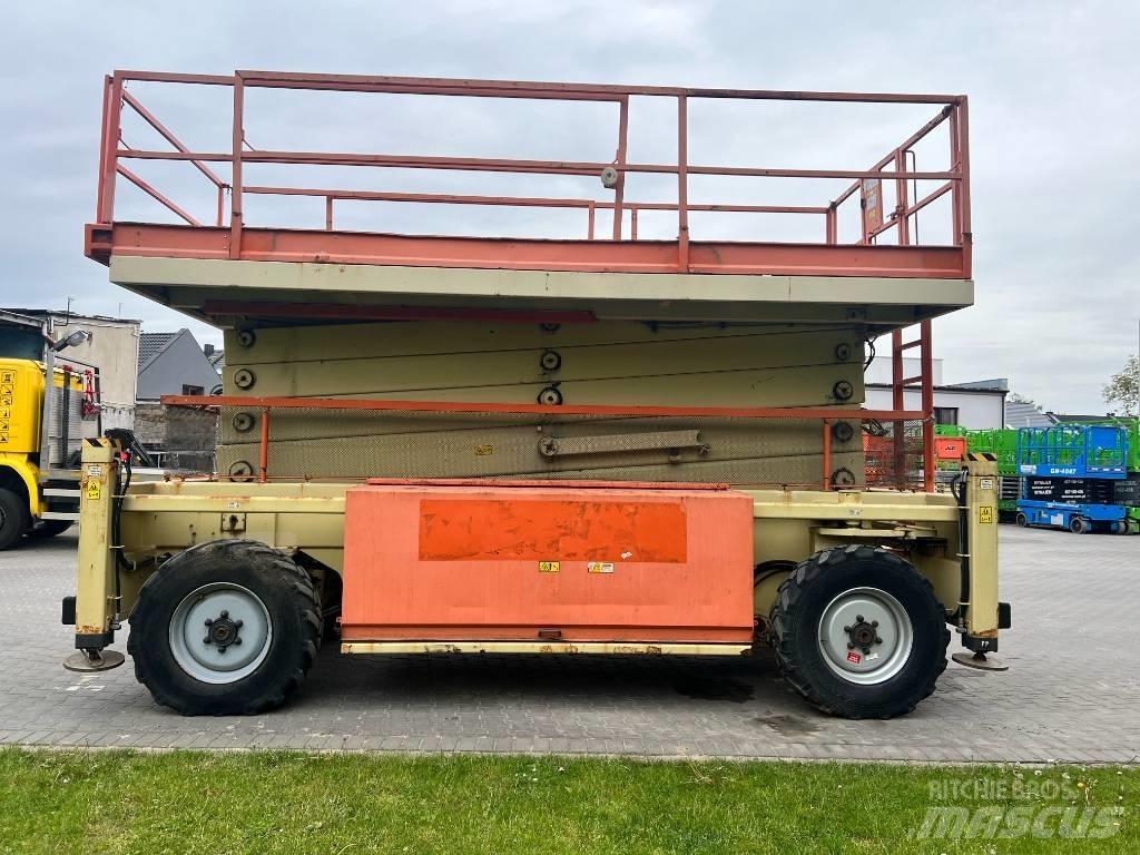 JLG 210-25 Käärtõstukid