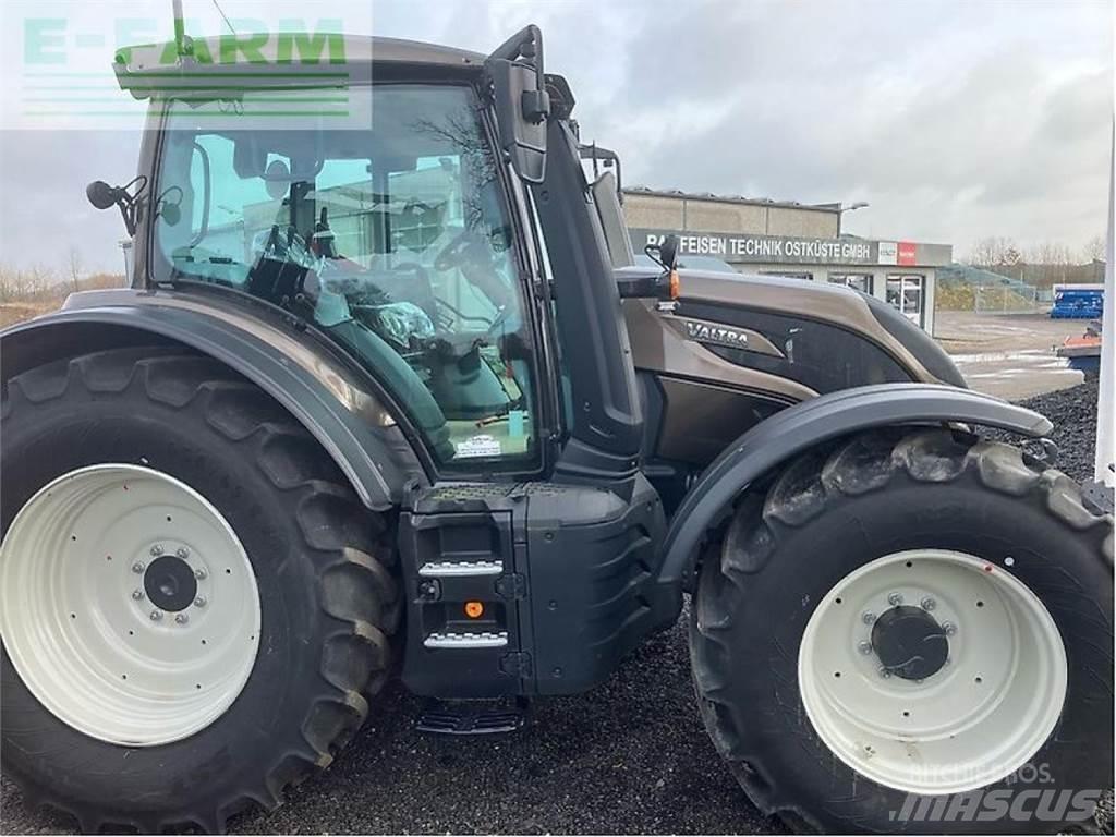Valtra n175a Traktorid