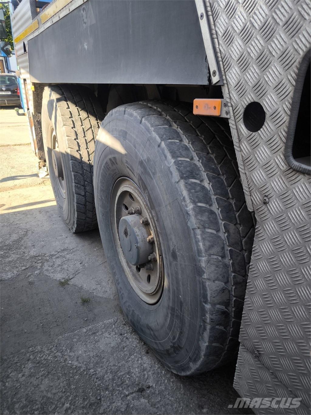 Demag AC 80-2 Maastikutõstukid