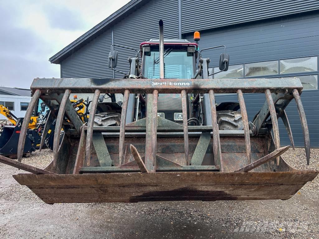 Valtra 900 Traktorid