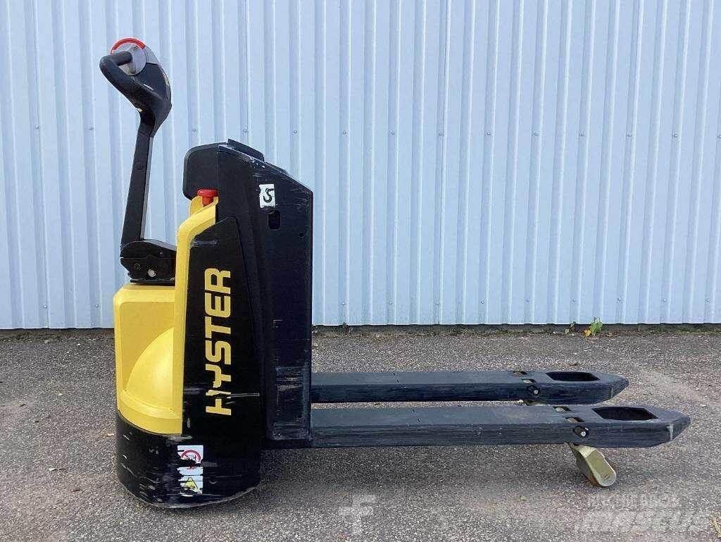 Hyster P2.0 Järelkäidavad virnastajad