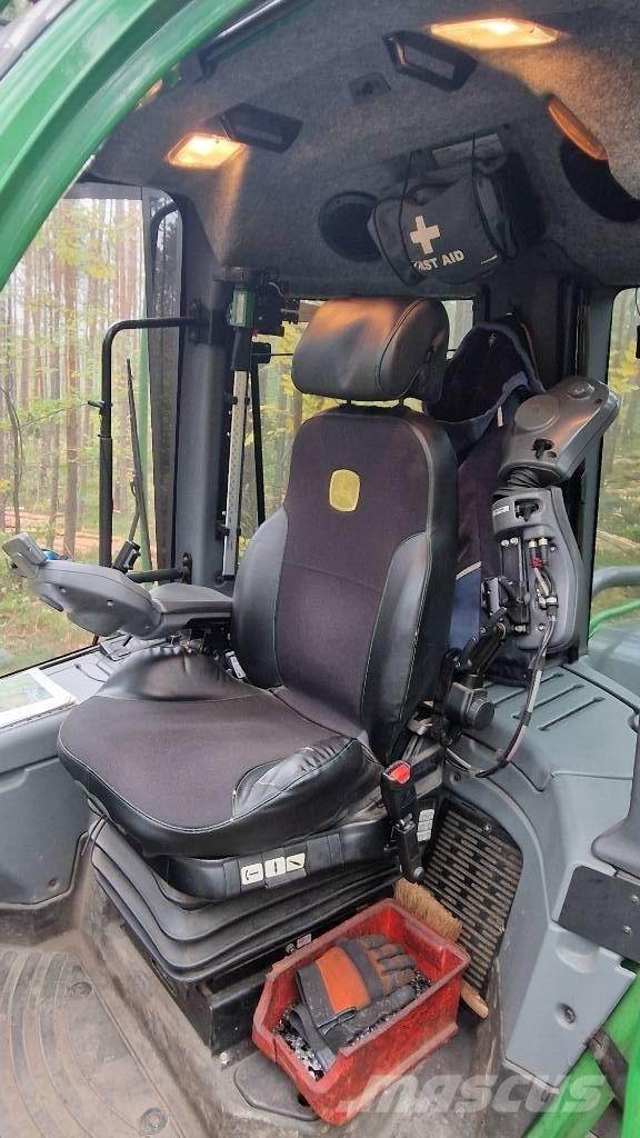 John Deere 1170G Harvesterid