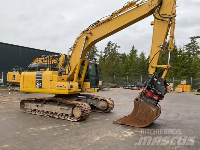 Komatsu PC240 Roomikekskavaatorid
