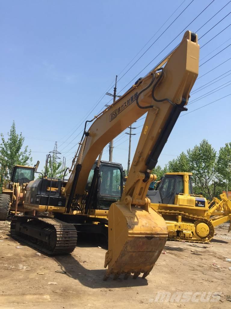 CAT 320 D Roomikekskavaatorid