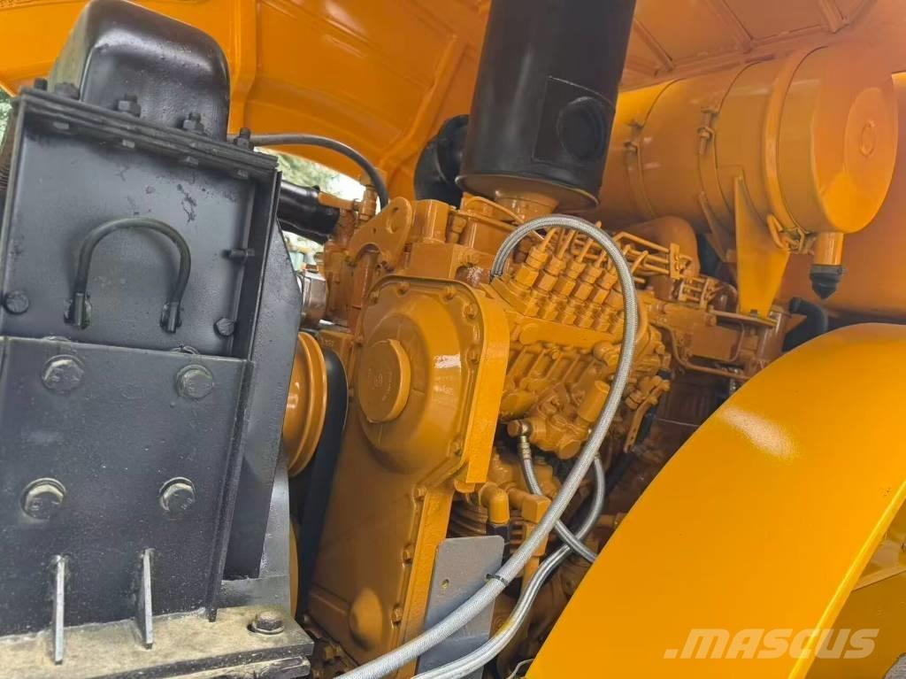 XCMG XS 223 J Ühe trumliga rullid