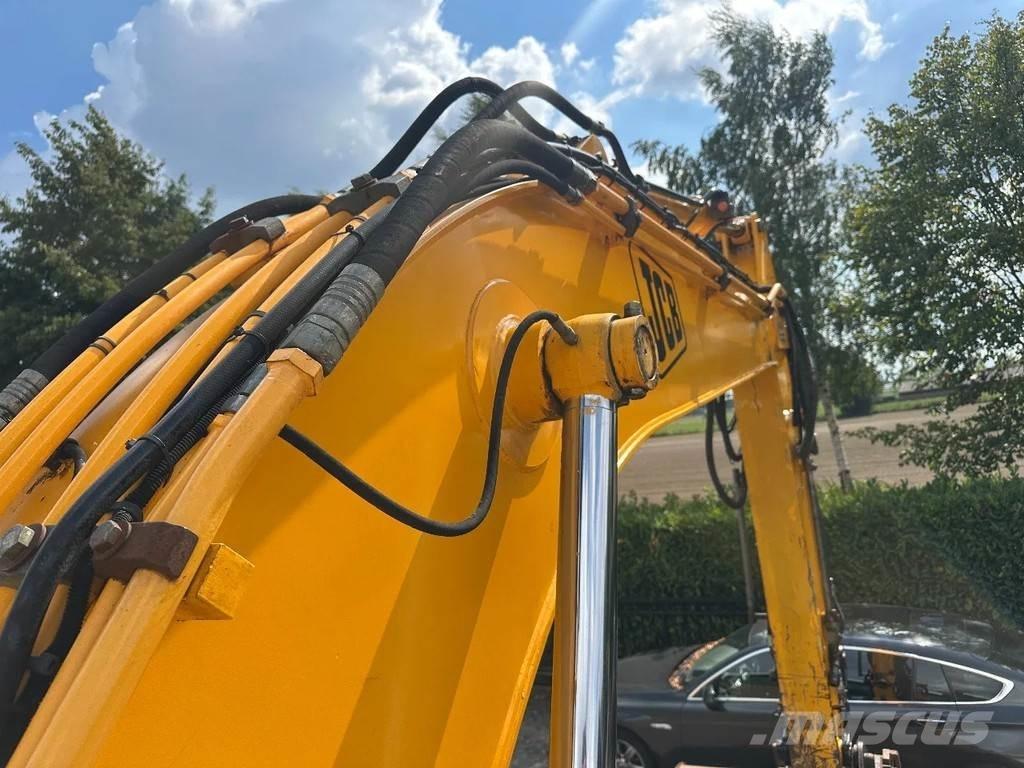 JCB JS190 LC Roomikekskavaatorid