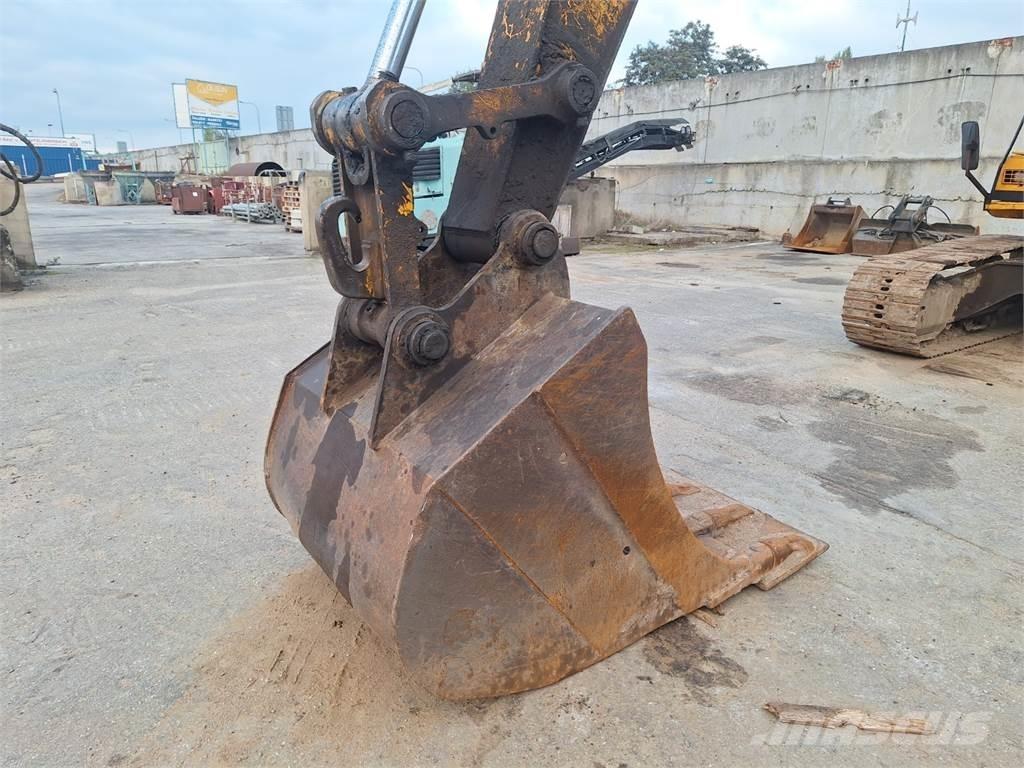 JCB JS 220 Muu