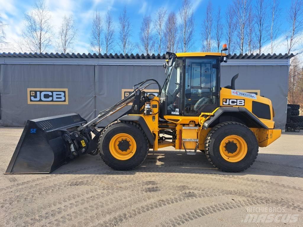 JCB 413 Rataslaadurid