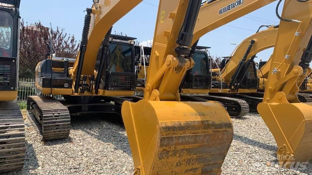 CAT 323 D L Roomikekskavaatorid