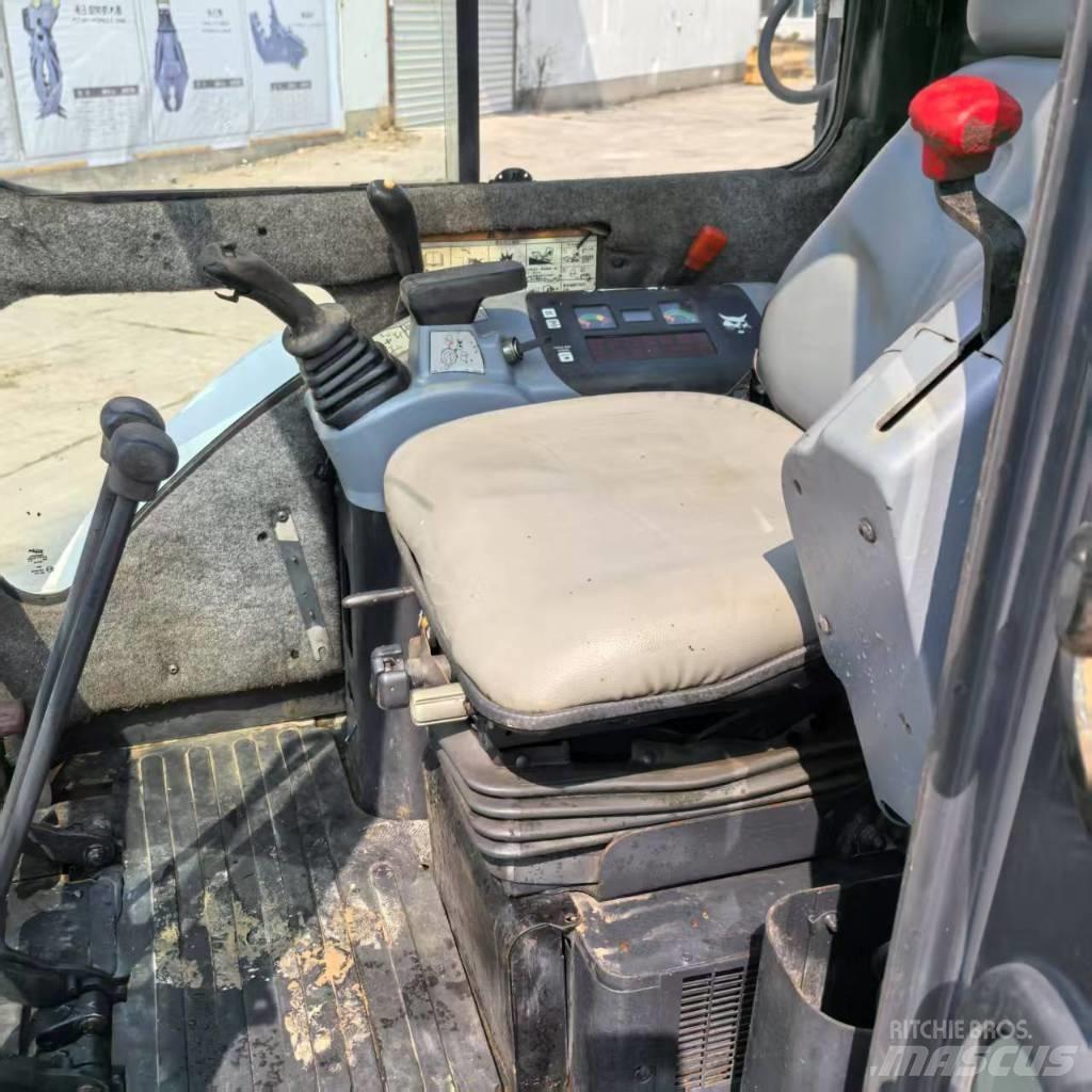 Bobcat 331 Miniekskavaatorid < 7 t