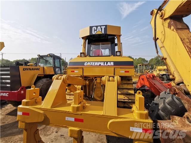 CAT D 7 R Buldooserid