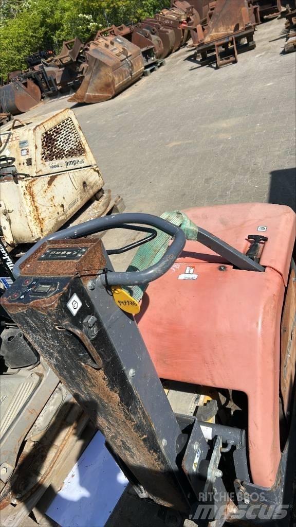 Husqvarna LG504 Vibraatorid