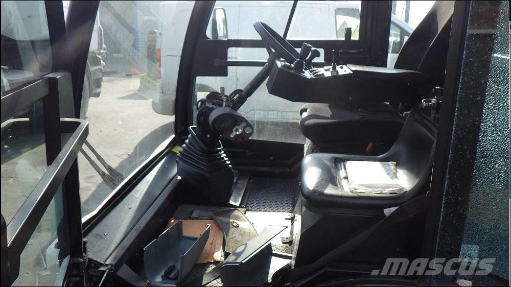 Ravo Azura Flex Tänavapuhastusmasinad