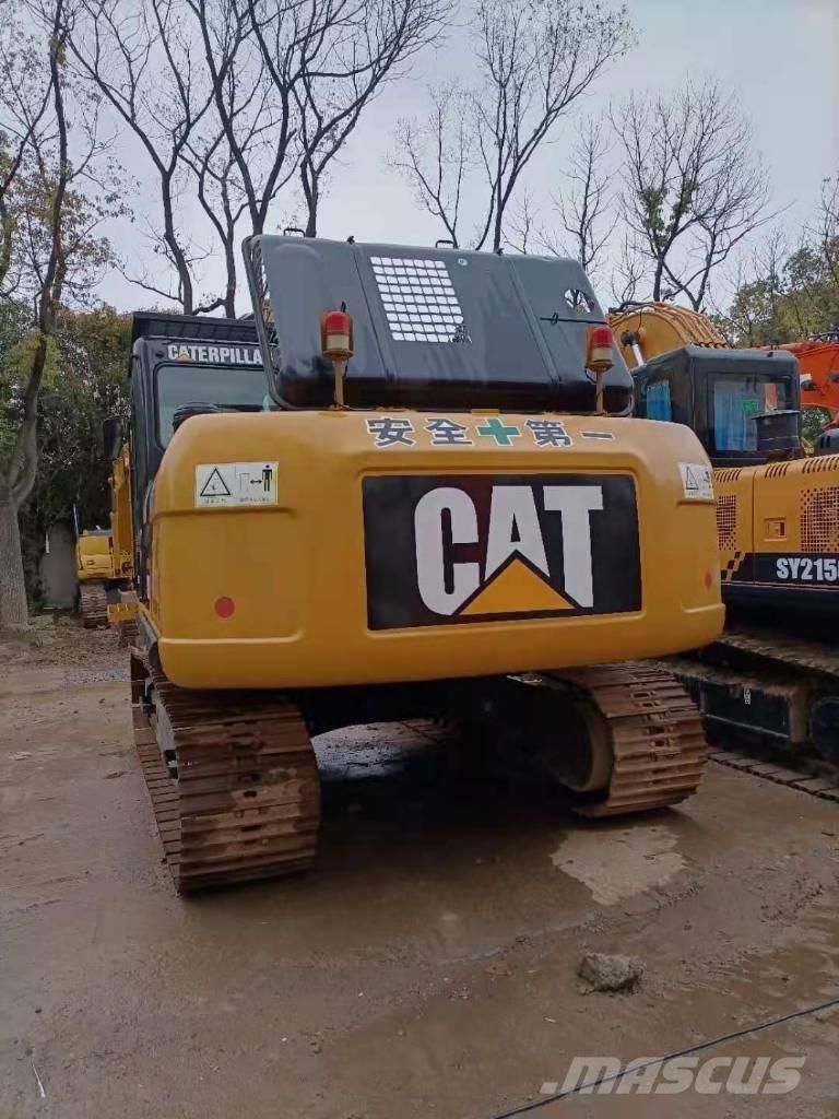 CAT 320 D Roomikekskavaatorid