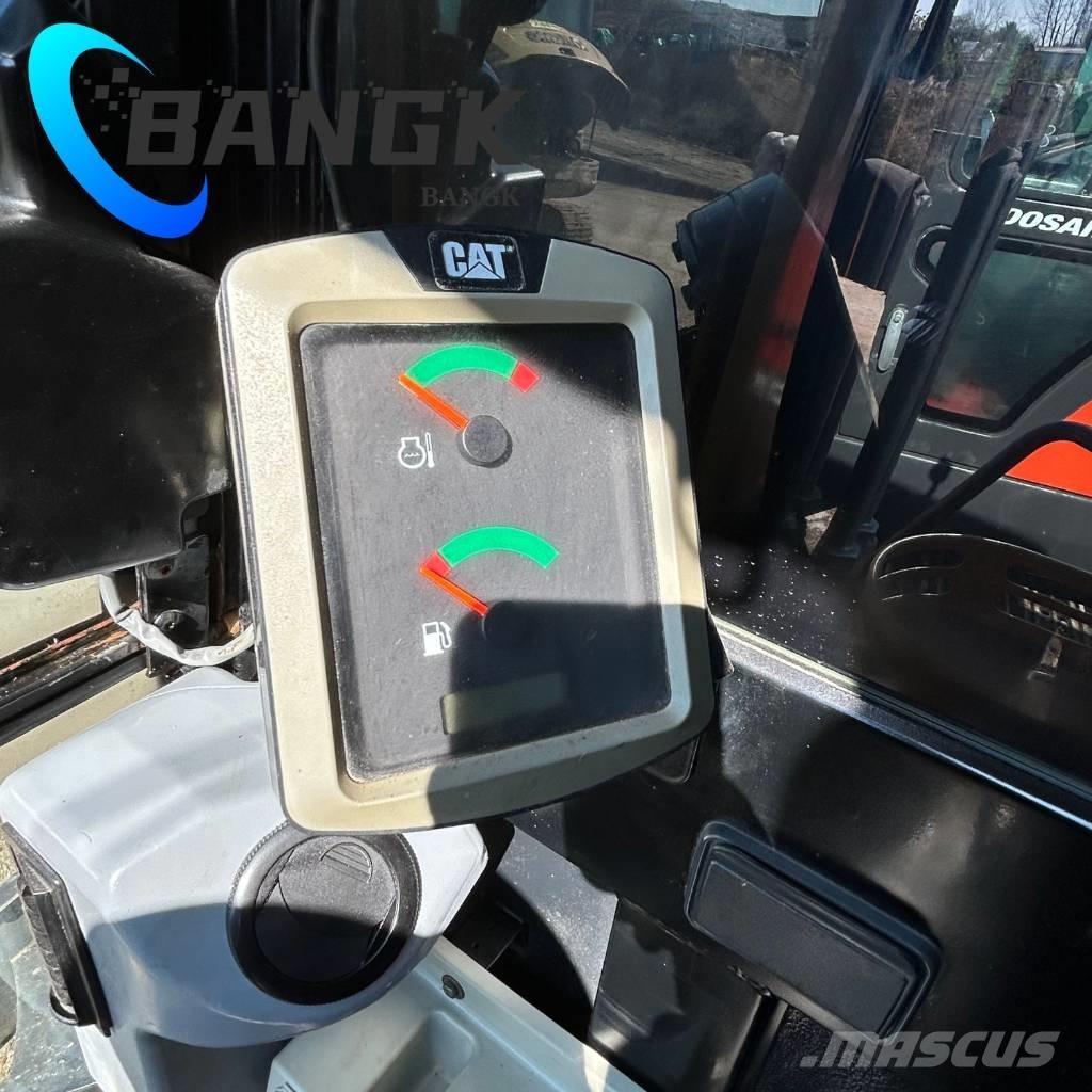 CAT 306E2 Roomikekskavaatorid