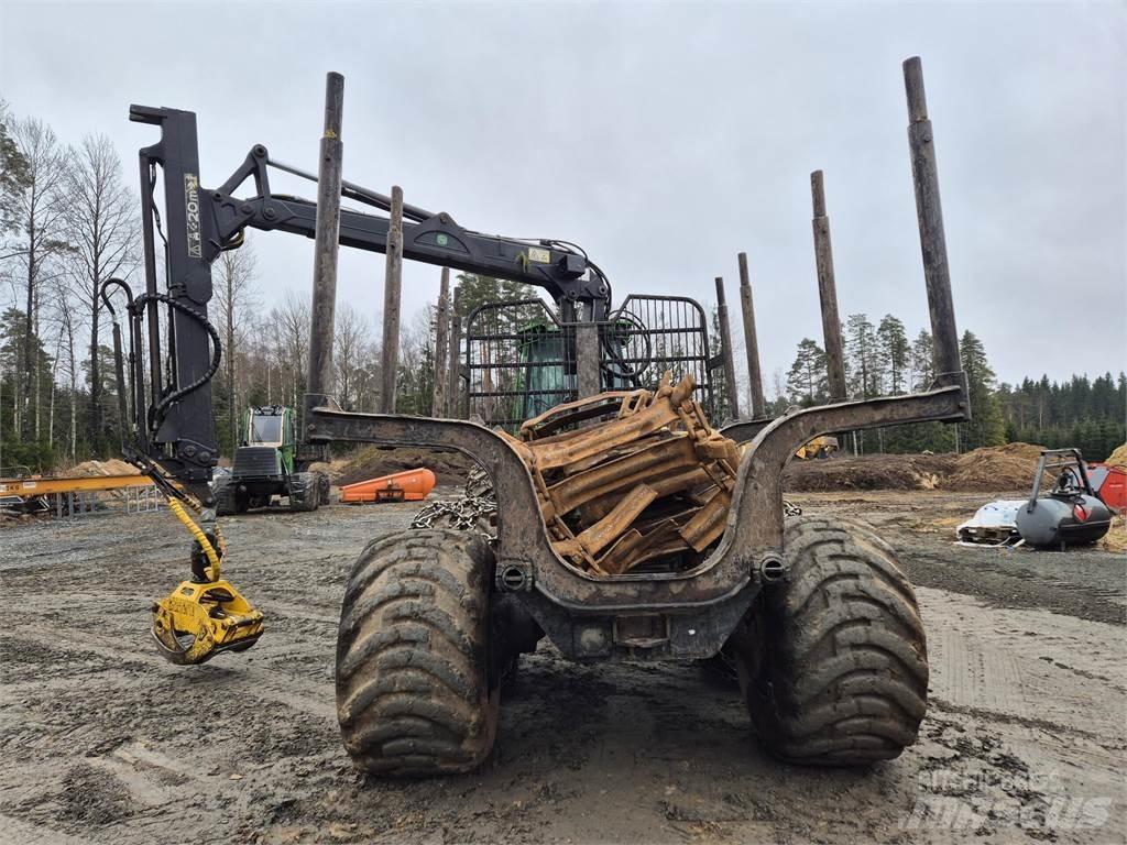 John Deere 1110D Forwarderid