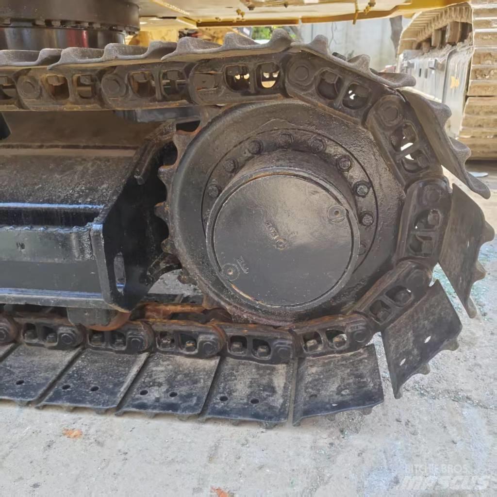 CAT 307.5 Miniekskavaatorid < 7 t