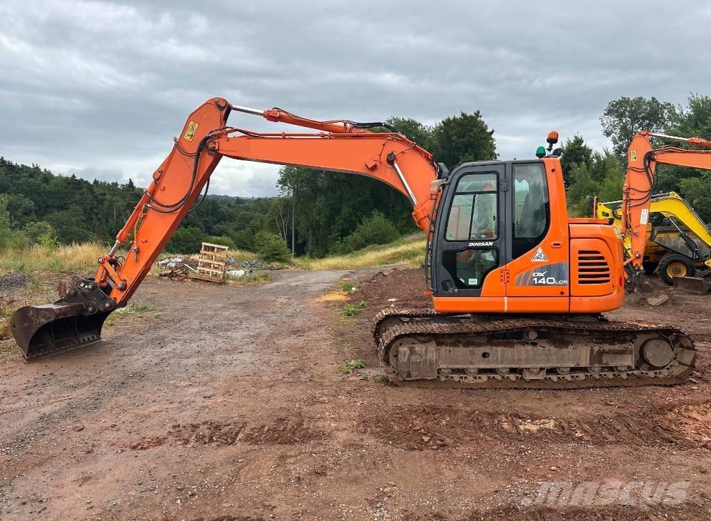 Doosan DX 140 LCR-3 Roomikekskavaatorid