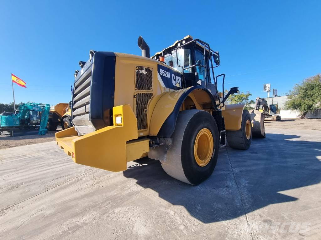 CAT 962 M Rataslaadurid