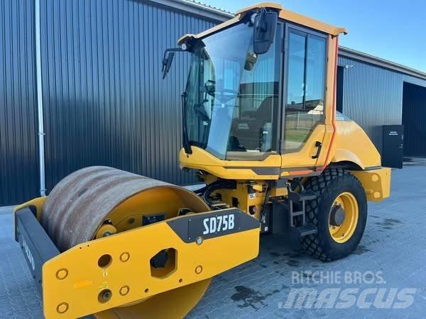Volvo SD 75 B Ühe trumliga rullid