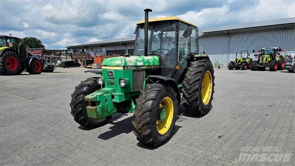 John Deere 2040A Traktorid