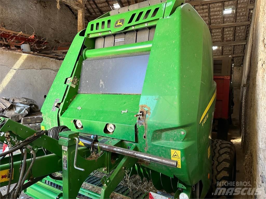 John Deere V461M Ruloonpressid