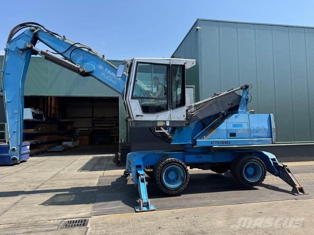 Fuchs MHL 320 Materjalikäitlusmasinad