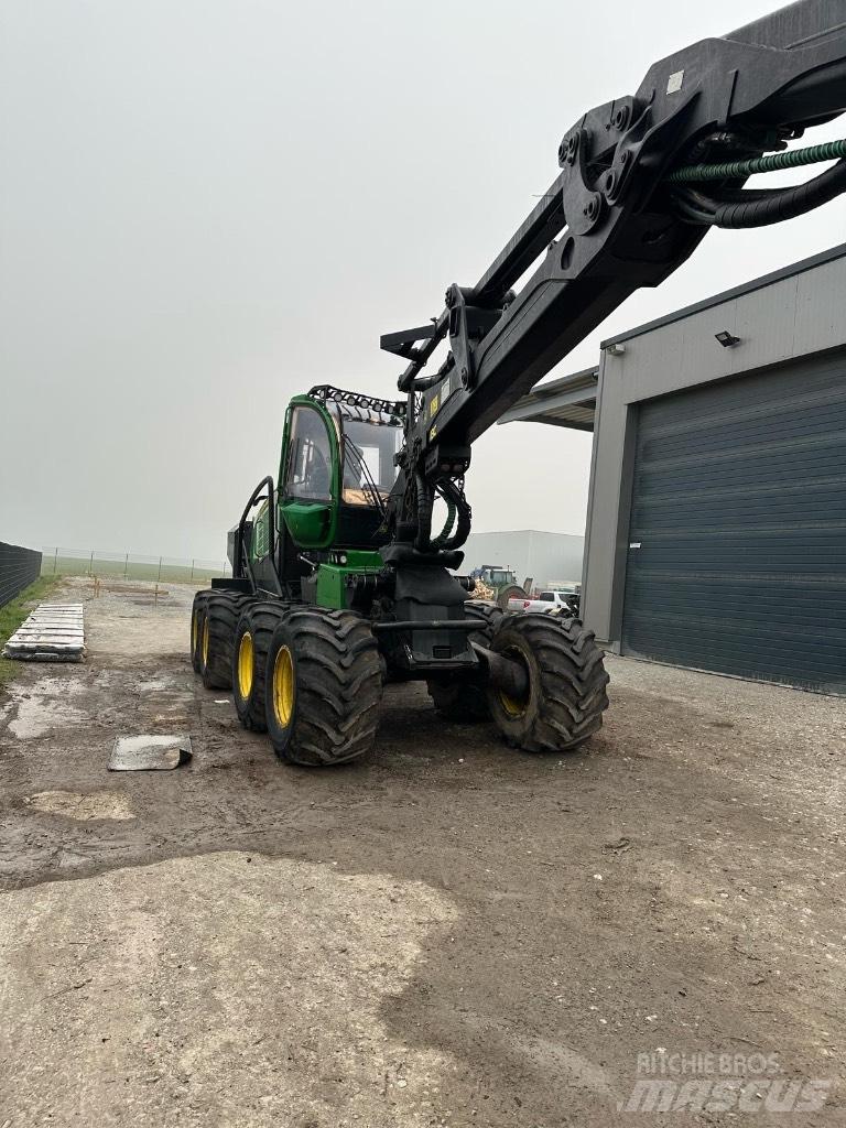 John Deere 1270 G Harvesterid
