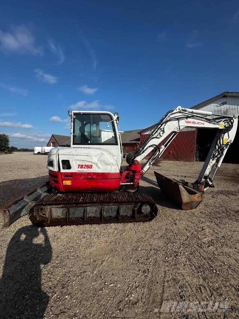 Takeuchi TB 260 Roomikekskavaatorid