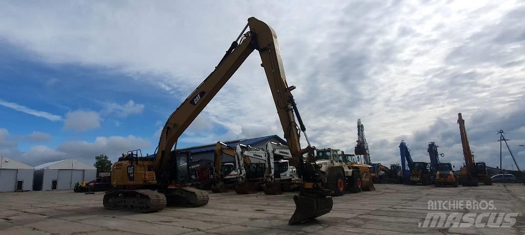 CAT 330 FLN Pika noolega ekskavaatorid