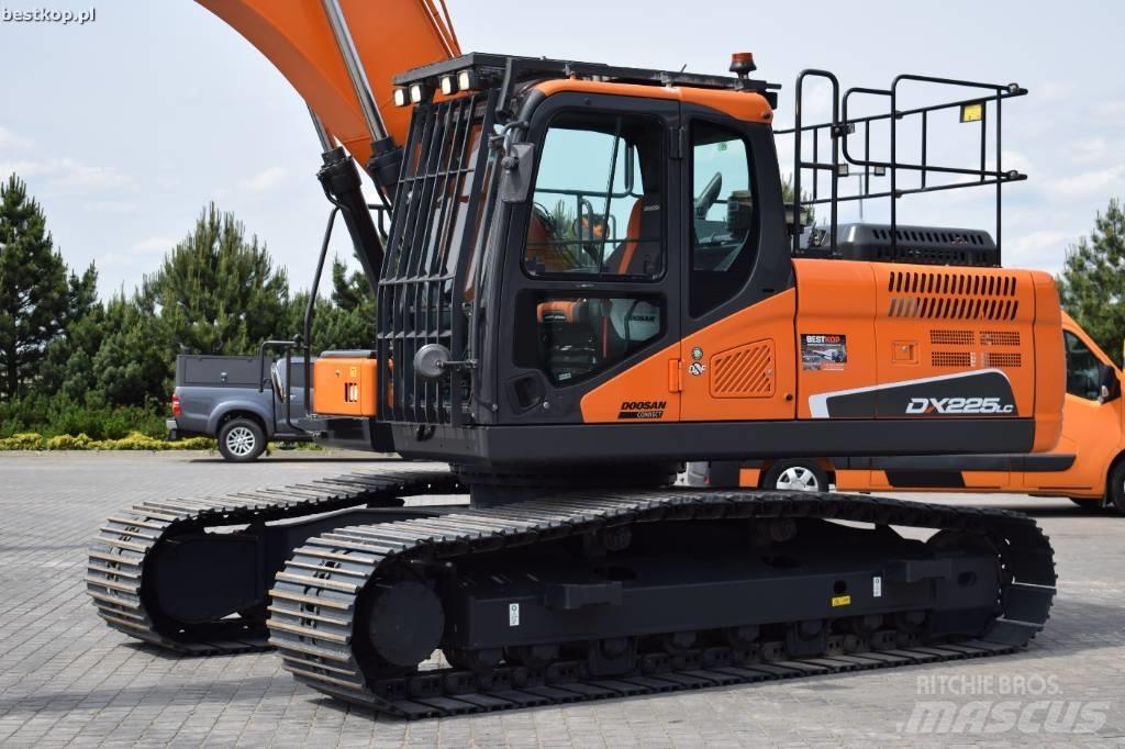 Doosan DX 225 LC-5 Roomikekskavaatorid