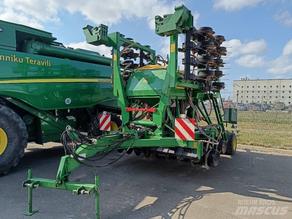 John Deere 750 A Külvikud