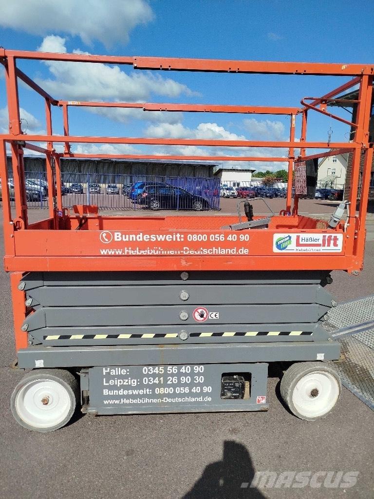 SkyJack SJ 4626 Käärtõstukid