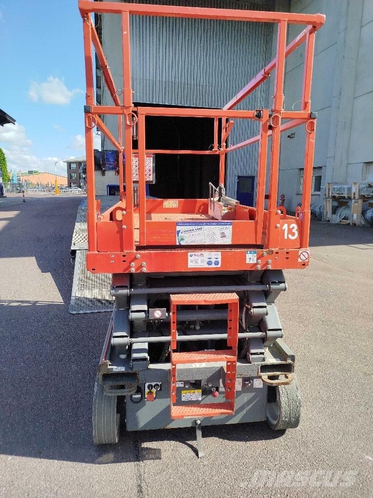 SkyJack SJ 4626 Käärtõstukid