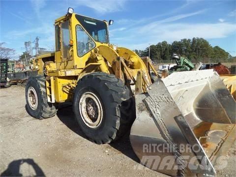 CAT 966 C Rataslaadurid