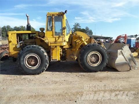CAT 966 C Rataslaadurid