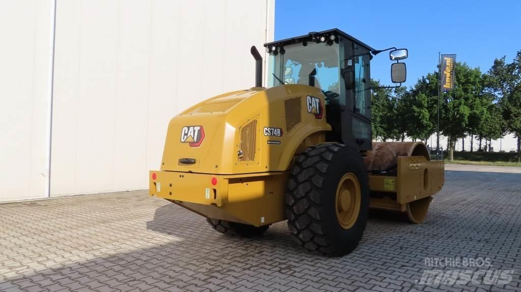 CAT CS 74 B Ühe trumliga rullid