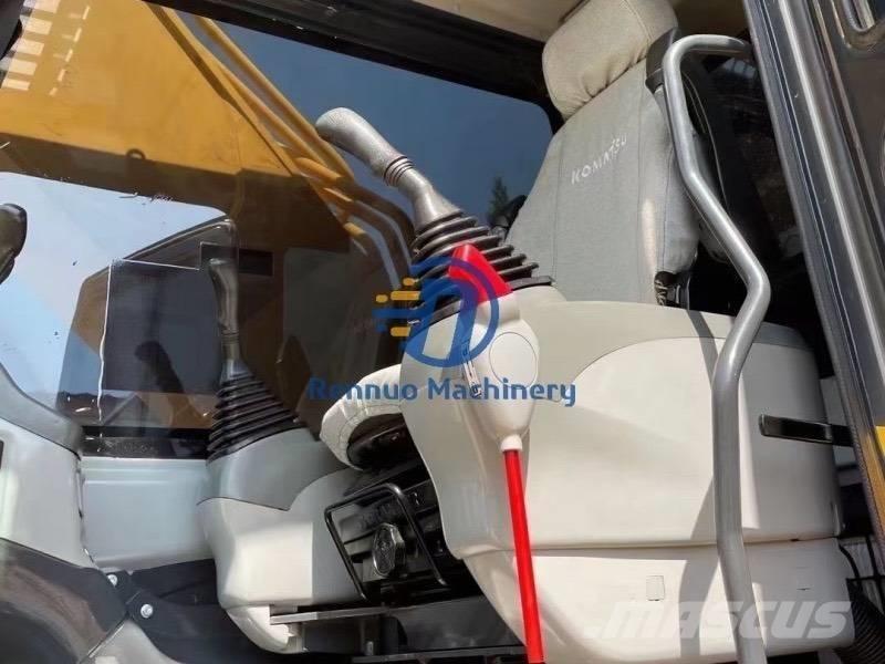 Komatsu PC360-8 Roomikekskavaatorid