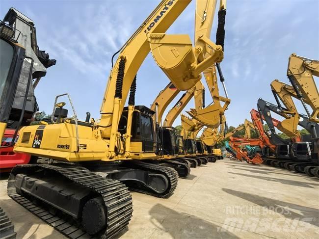Komatsu PC 300-8 Roomikekskavaatorid