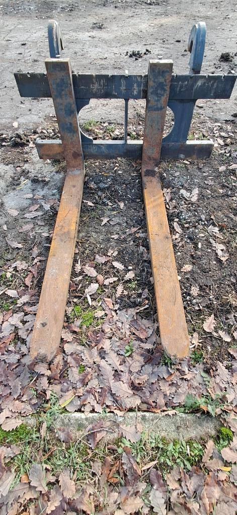 CASE 721 G Rataslaadurid