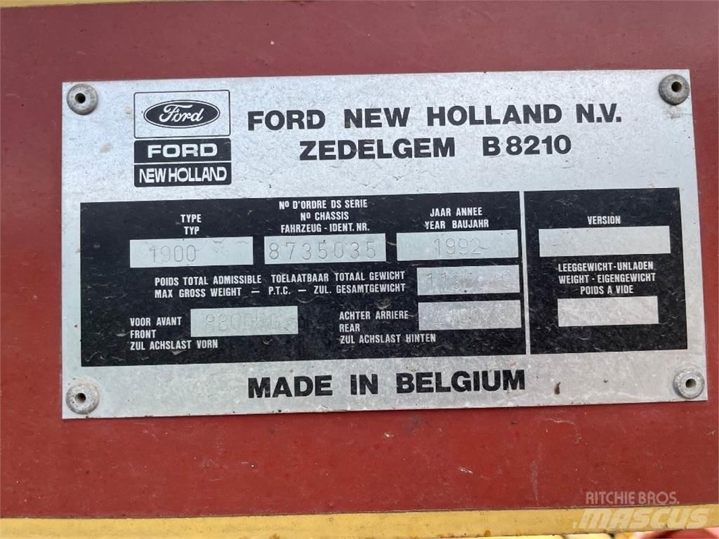 New Holland 1905 Silokombainid