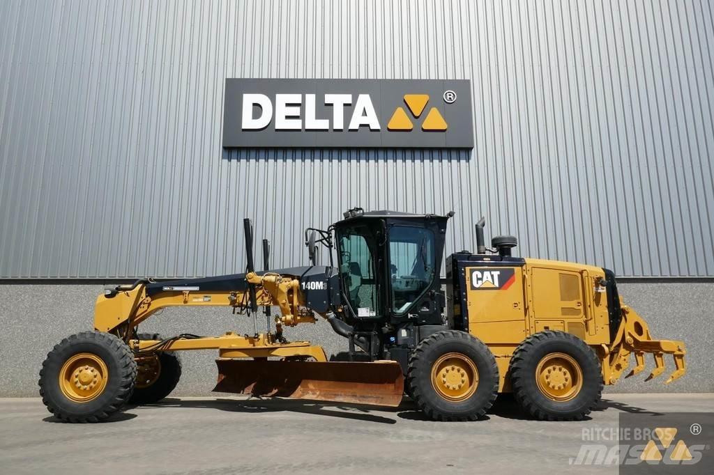 CAT 140M3 Greiderid