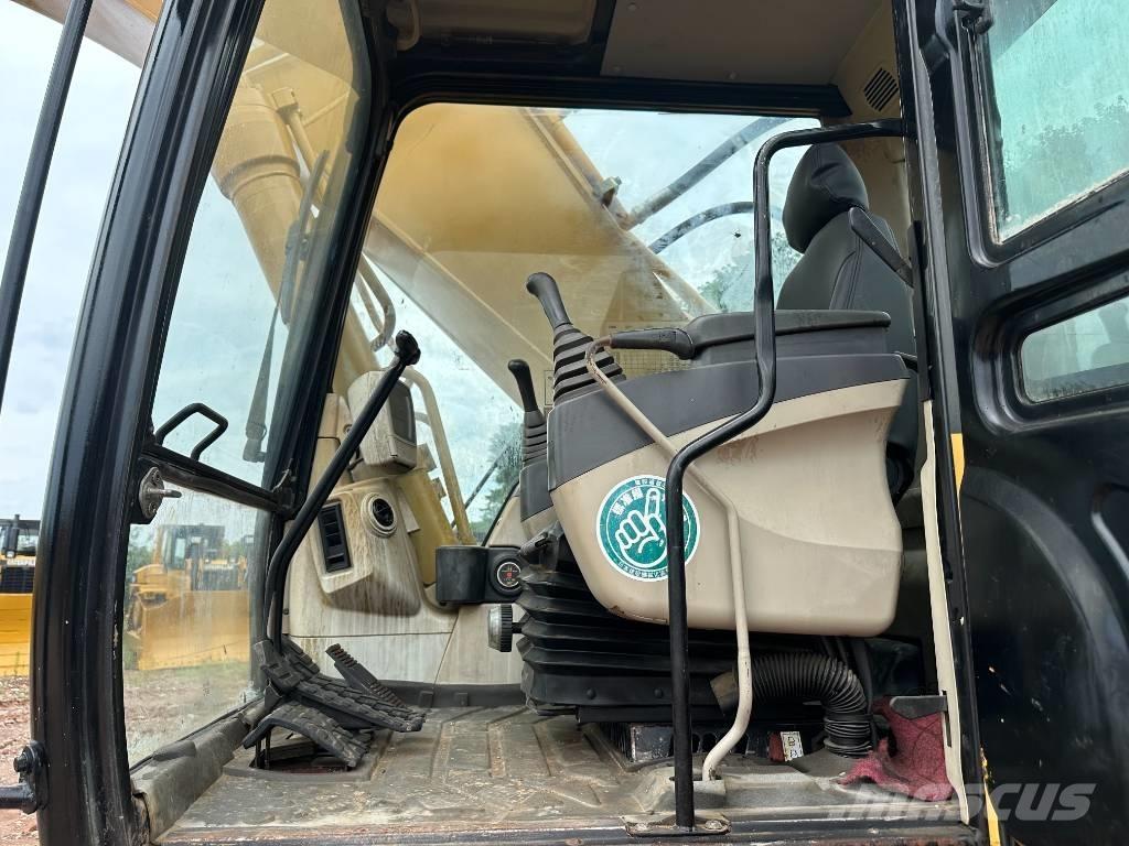 CAT 330 CL Roomikekskavaatorid