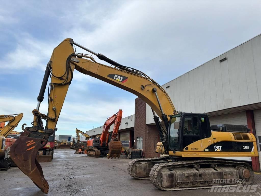 CAT 330 D L Roomikekskavaatorid