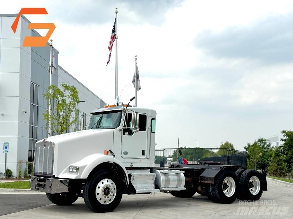 Kenworth T800 Sadulveokid