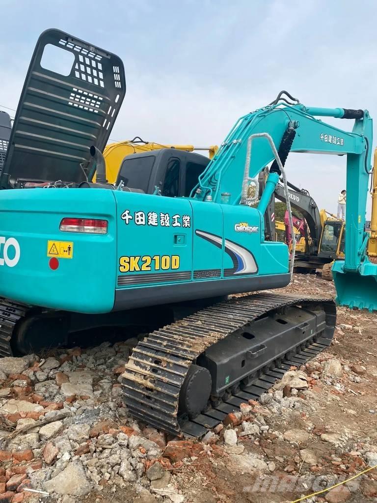 Kobelco 210 Roomikekskavaatorid