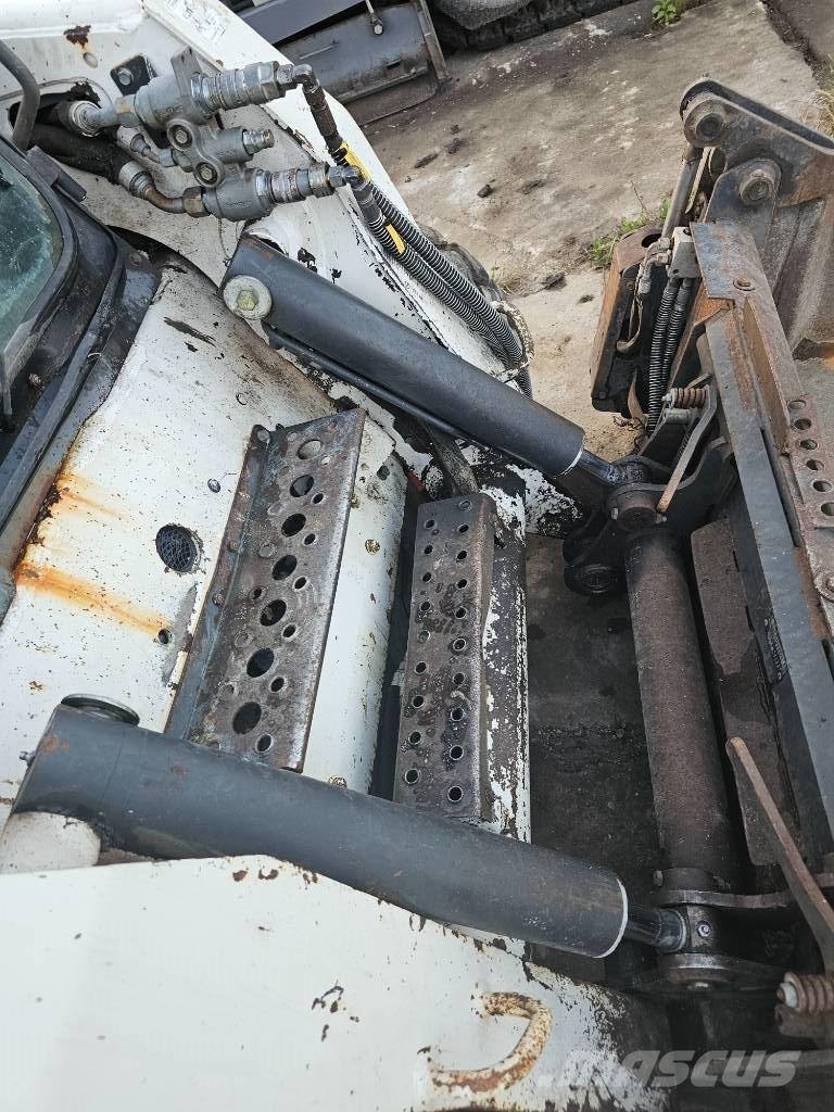 Bobcat S 250 Rataslaadurid