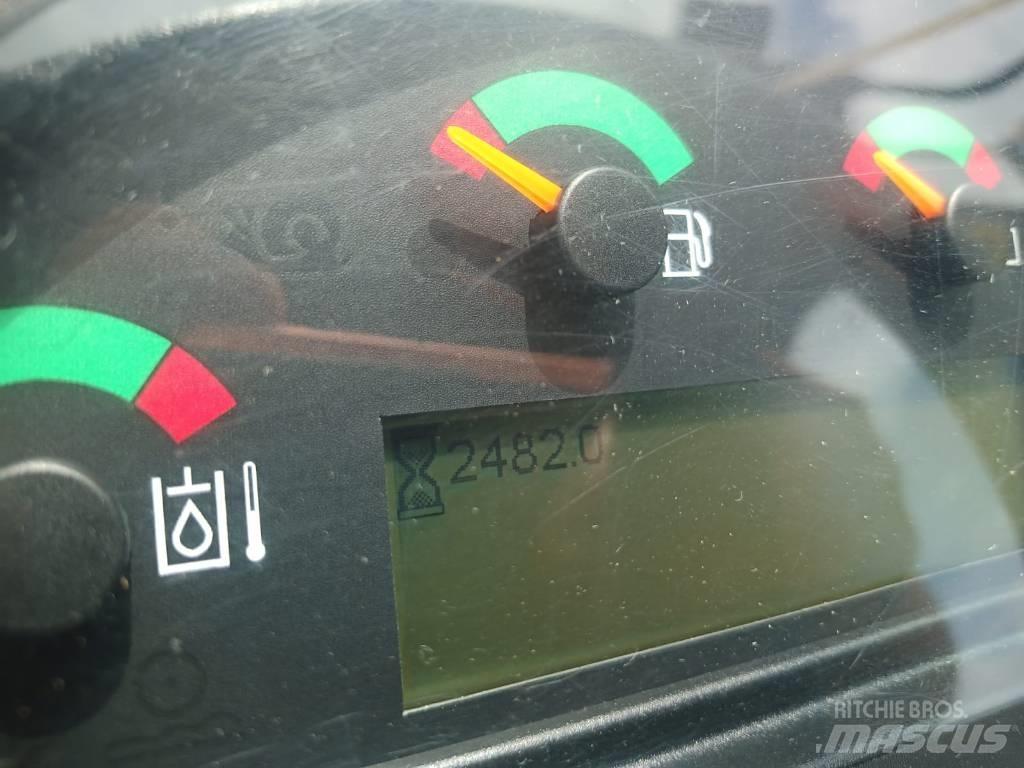 CAT 907 M Rataslaadurid